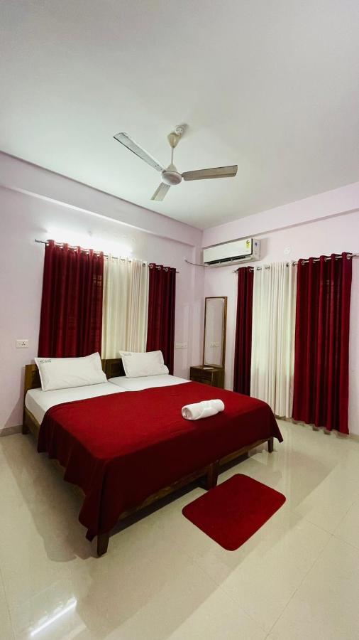 Appartamento Skylounge Residency Thiruvananthapuram Esterno foto