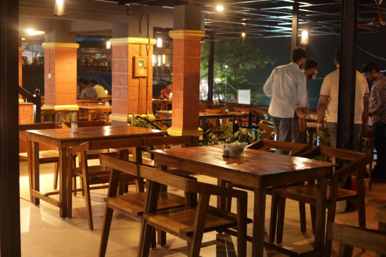 Appartamento Skylounge Residency Thiruvananthapuram Esterno foto