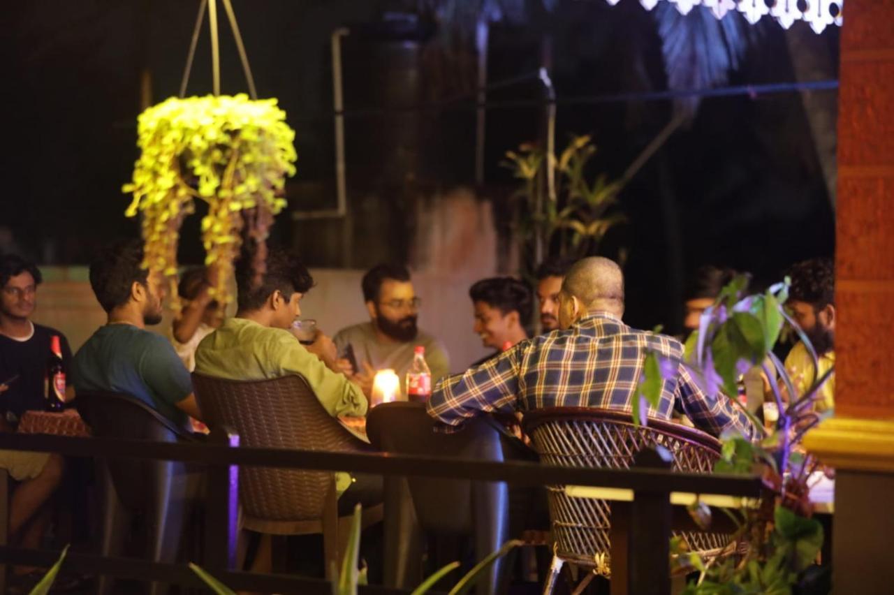 Appartamento Skylounge Residency Thiruvananthapuram Esterno foto