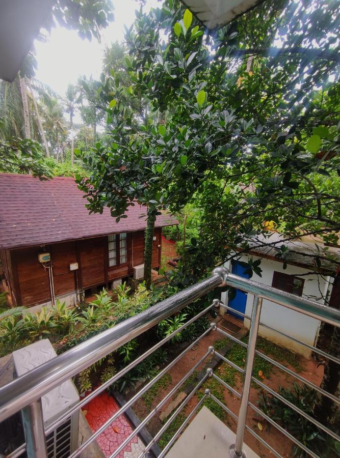 Appartamento Skylounge Residency Thiruvananthapuram Esterno foto