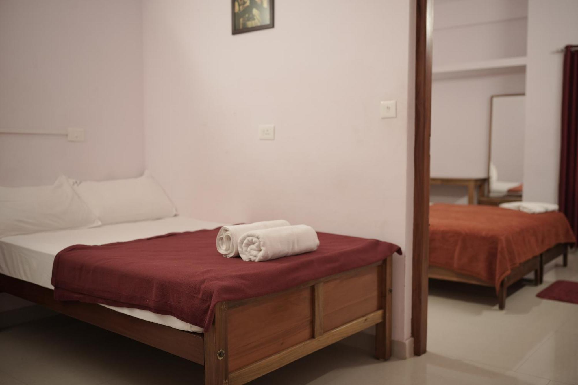 Appartamento Skylounge Residency Thiruvananthapuram Esterno foto