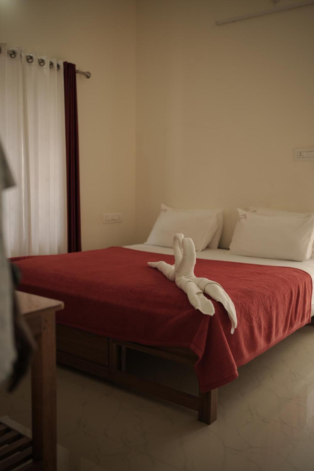 Appartamento Skylounge Residency Thiruvananthapuram Esterno foto
