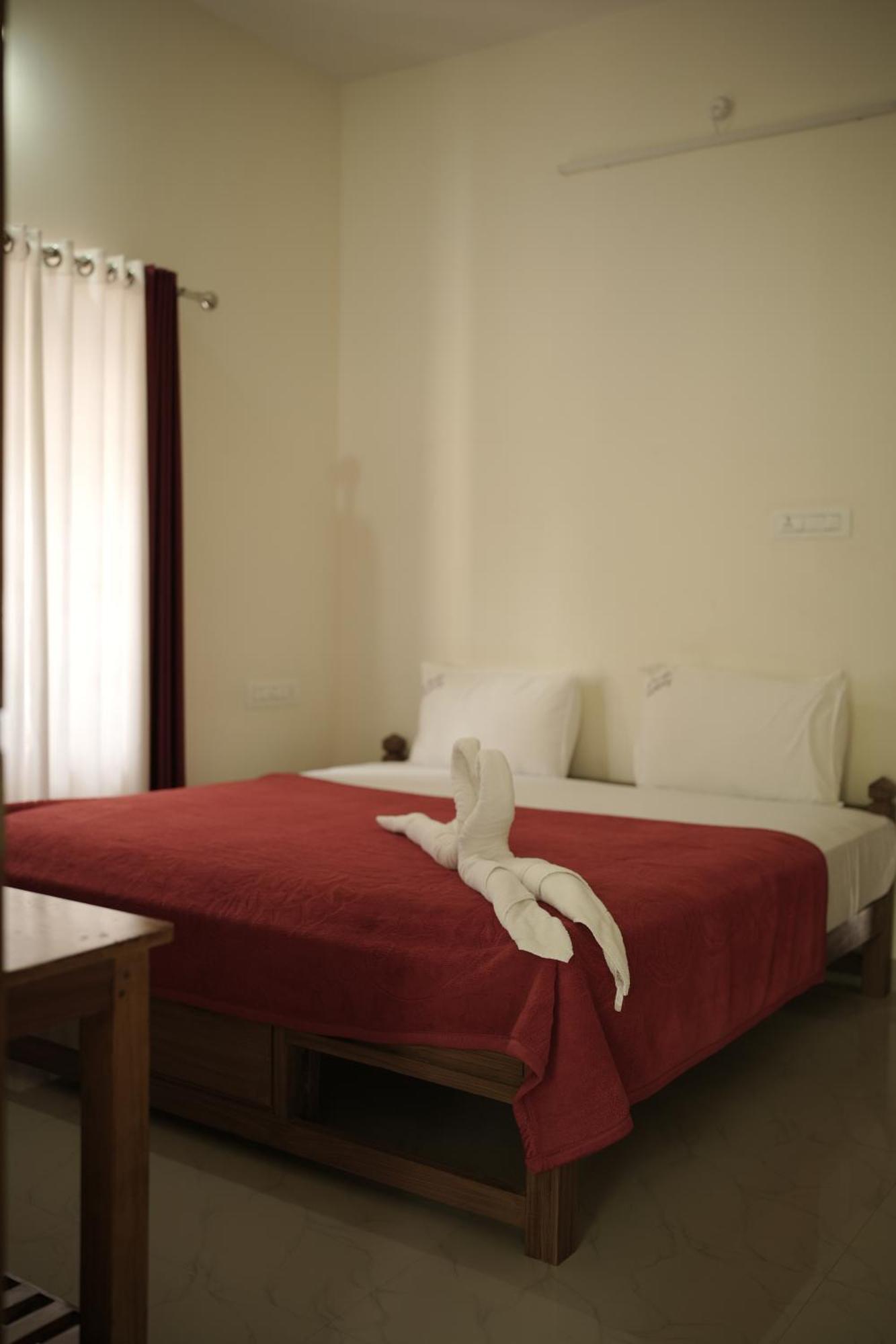 Appartamento Skylounge Residency Thiruvananthapuram Esterno foto