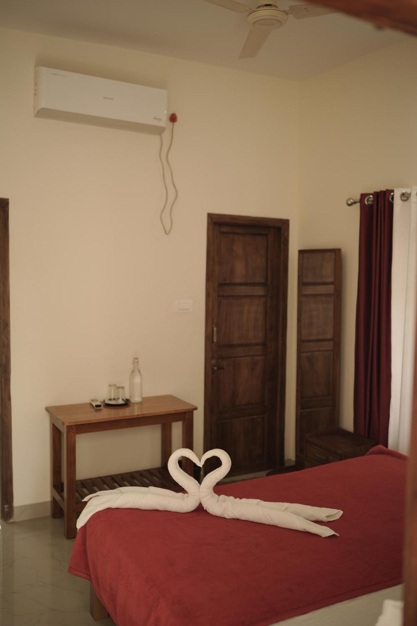 Appartamento Skylounge Residency Thiruvananthapuram Esterno foto
