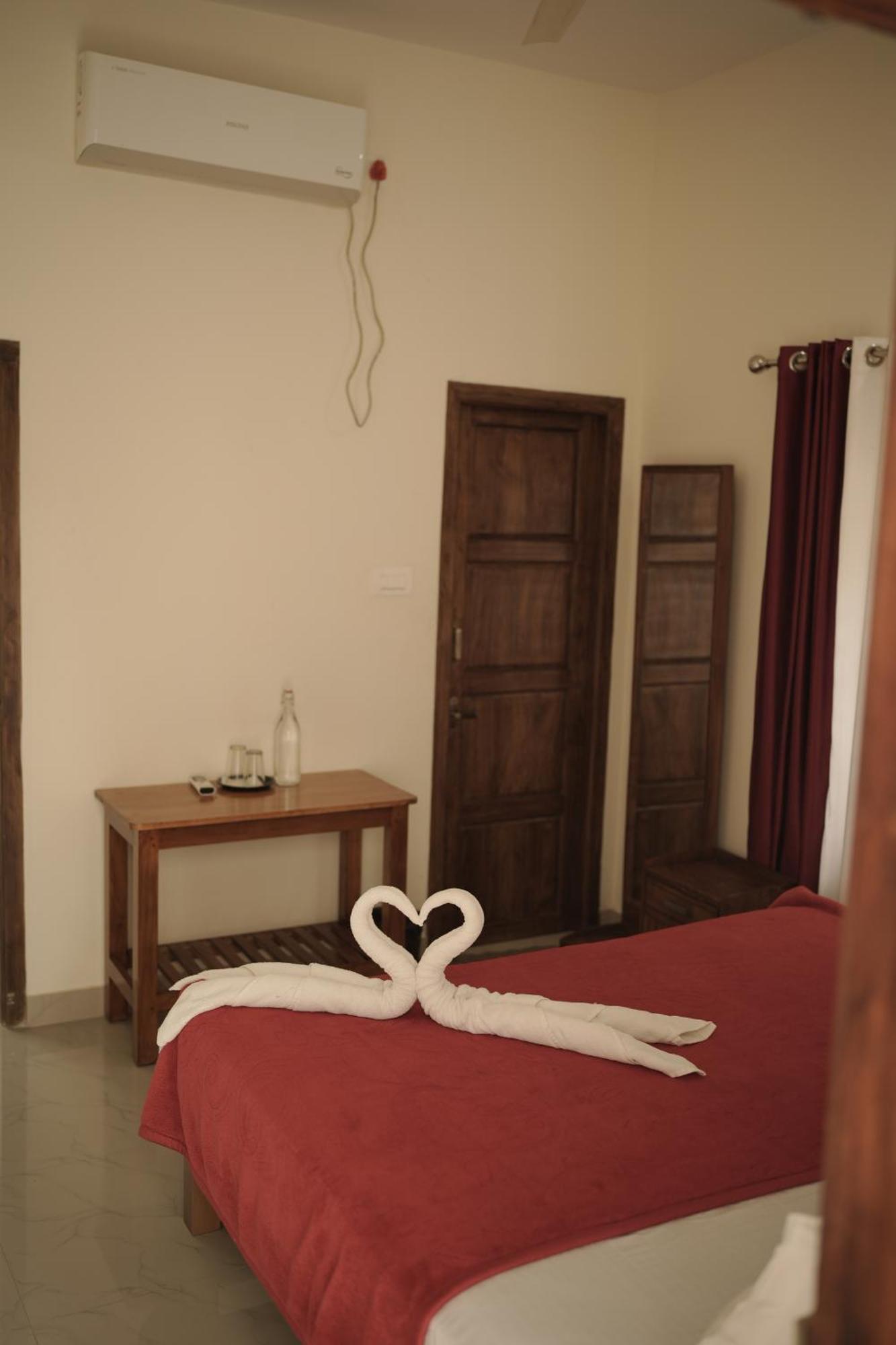 Appartamento Skylounge Residency Thiruvananthapuram Esterno foto