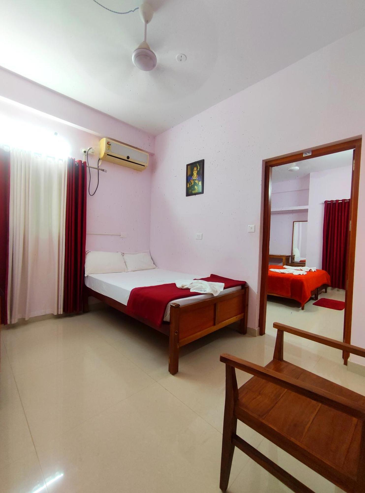 Appartamento Skylounge Residency Thiruvananthapuram Camera foto